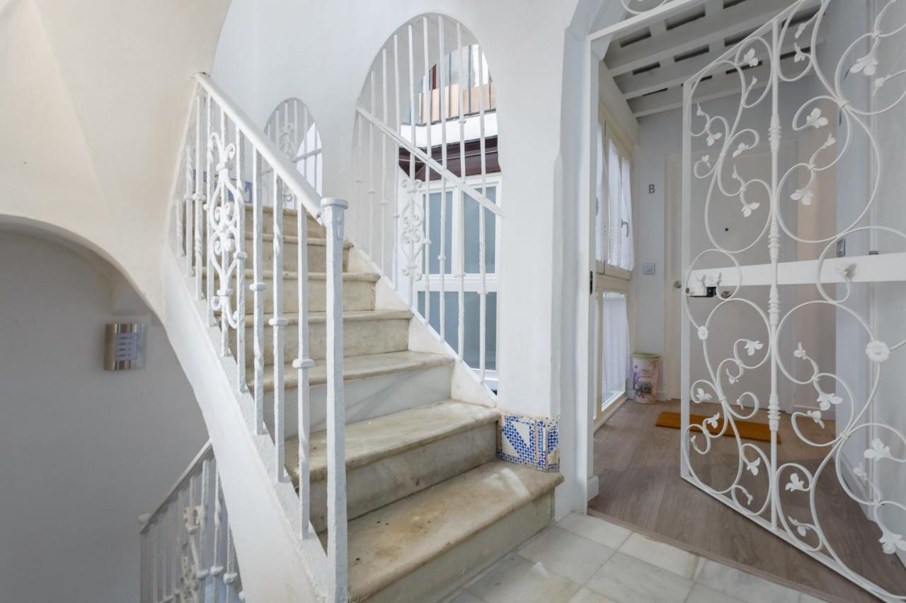 Apartamentos Loto Y Liz By Cadiz4Rentals ภายนอก รูปภาพ